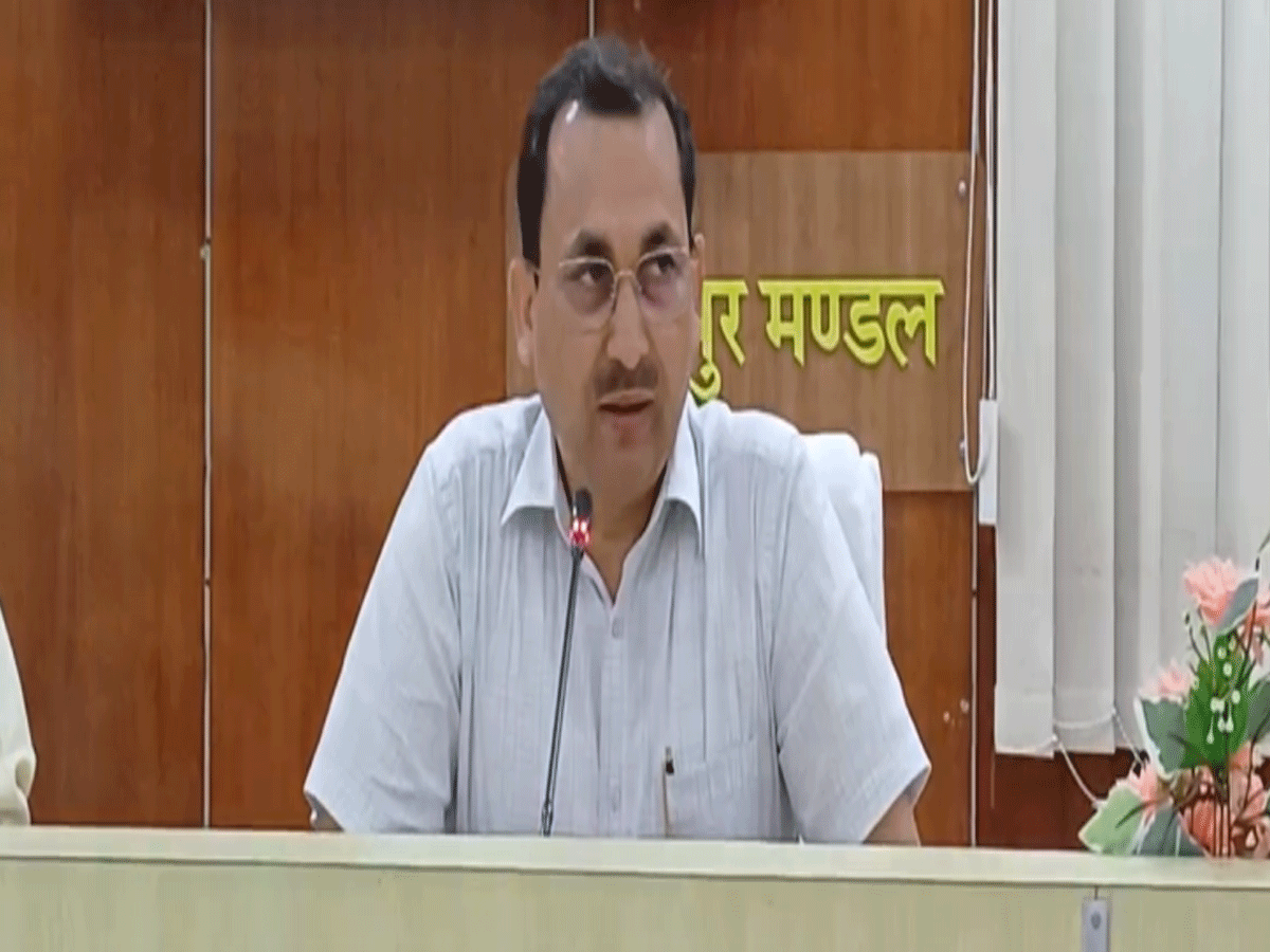 Jodhpur News: DRM अनुराग त्रिपाठी ने रेल सेवा सुविधाओं को लेकर की प्रेस वार्ता Jodhpur News: DRM अनुराग त्रिपाठी ने रेल सेवा सुविधाओं को लेकर की प्रेस वार्ता