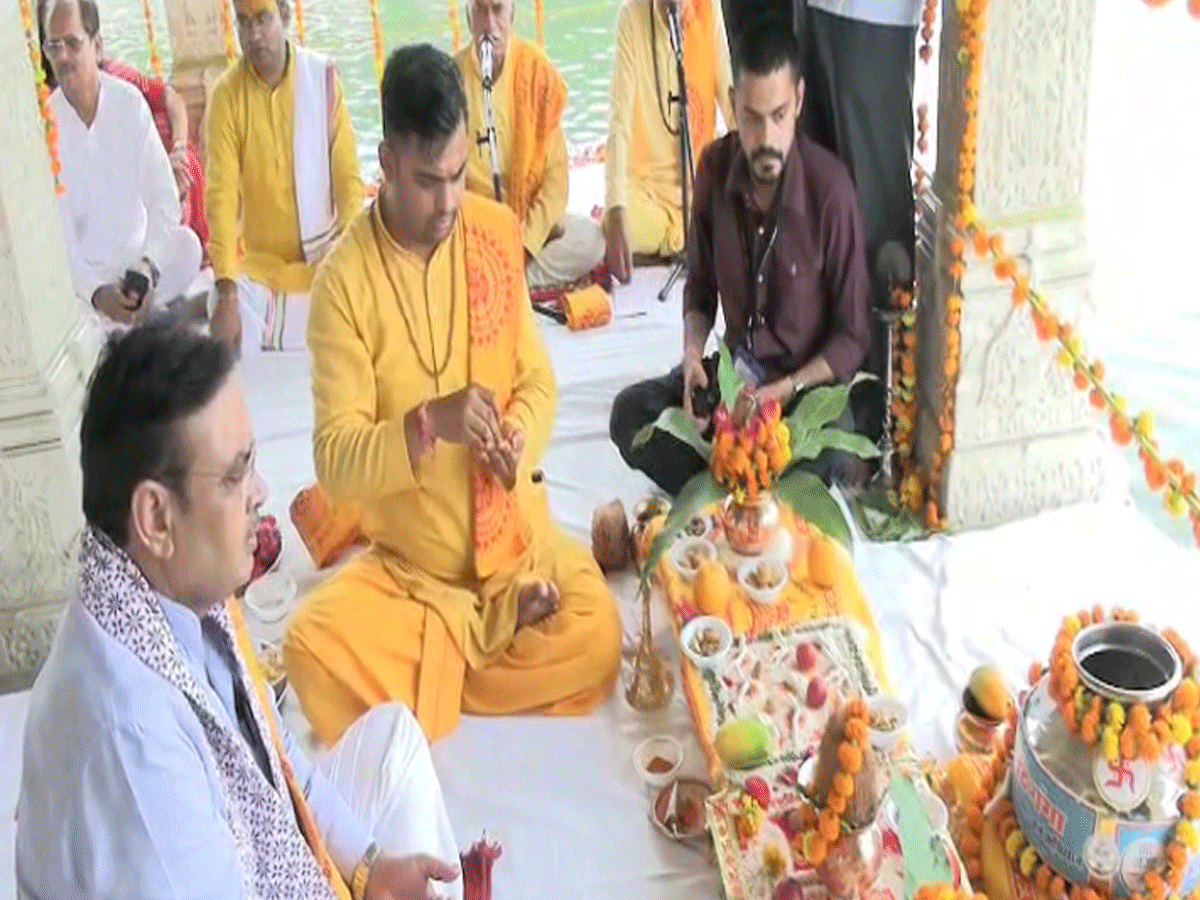 राजसमंद दौरे पर रहे CM भजनलाल शर्मा, विभिन्न कार्यक्रमों में की शिरकत राजसमंद दौरे पर रहे CM भजनलाल शर्मा, विभिन्न कार्यक्रमों में की शिरकत