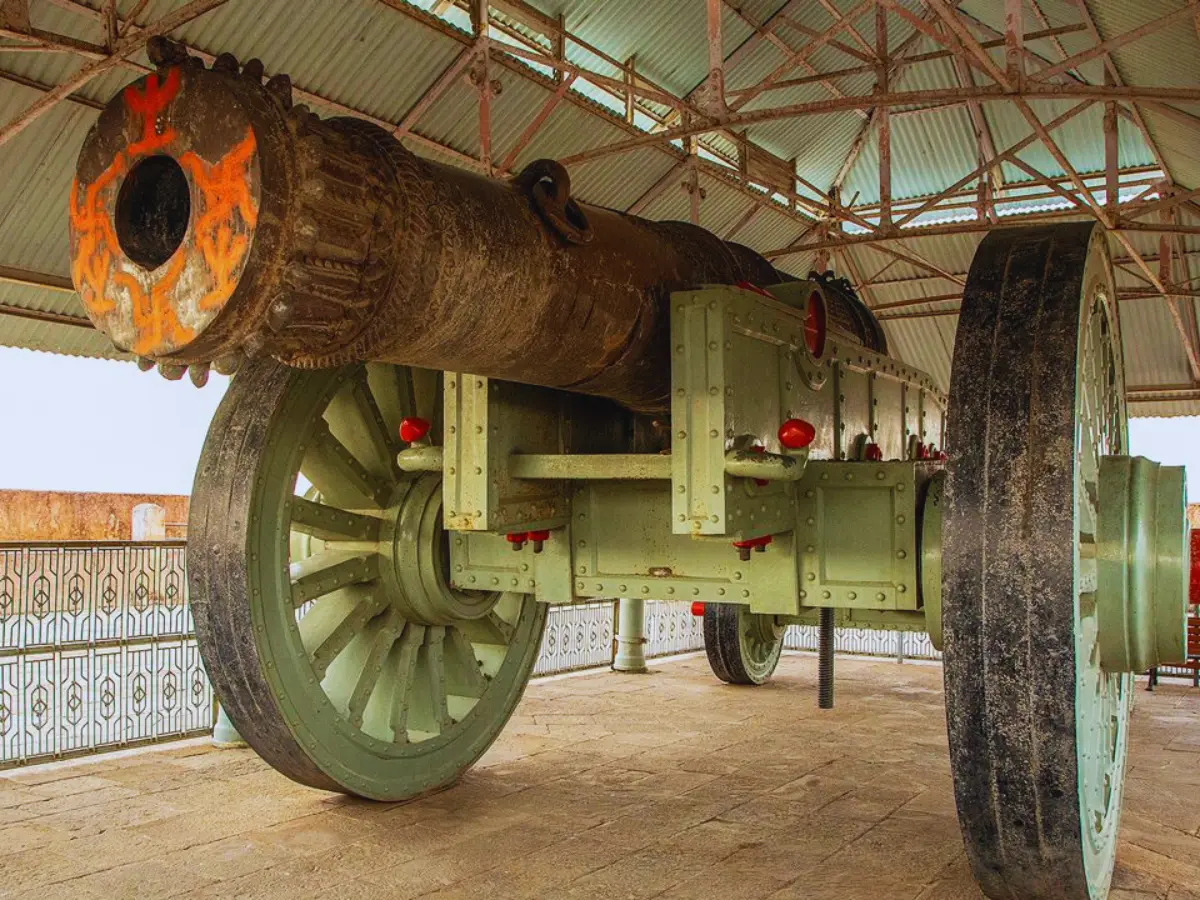 जयबाण तोप