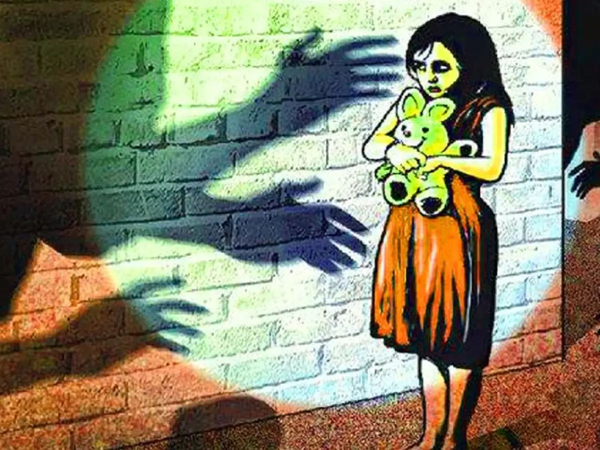 Rajasthan Crime: झालावाड़ में हैवानियत! डरा-धमका नाबालिग से किया दुष्कर्म, फिर.. Rajasthan Crime: झालावाड़ में हैवानियत! डरा-धमका नाबालिग से किया दुष्कर्म, फिर..