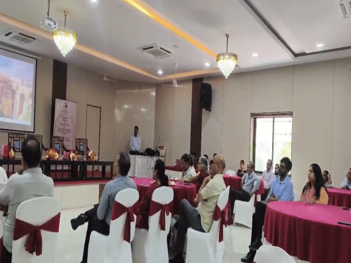 Jaipur: होटल गणगौर में निःशुल्क चिकित्सा शिविर, बताएं कैंसर से बचने के उपाय Jaipur: होटल गणगौर में निःशुल्क चिकित्सा शिविर, बताएं कैंसर से बचने के उपाय