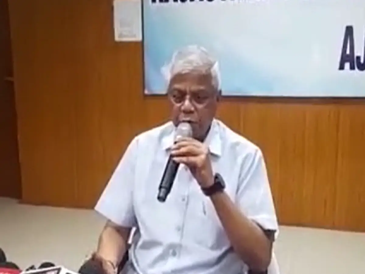 Rajasthan News: प्रदर्शन नहीं, परीक्षा जरूरी! RPSC ने विरोध को बताया प्रायोजित Rajasthan News: प्रदर्शन नहीं, परीक्षा जरूरी! RPSC ने विरोध को बताया प्रायोजित