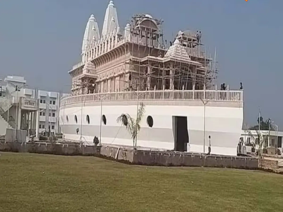 धरती से निकली थी प्रतिमा