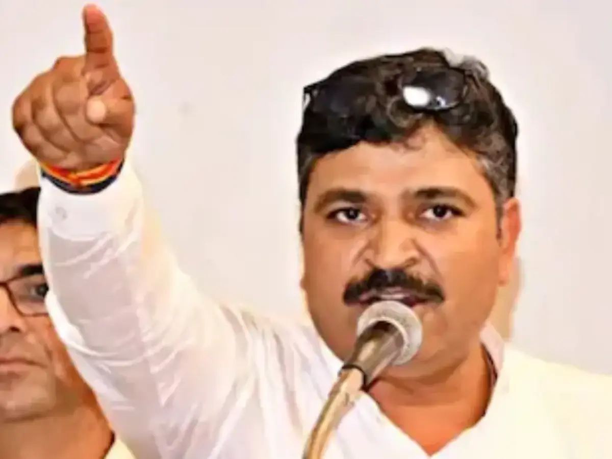 Rajasthan IAS Transfer: तबादला सूची पर सियासी बवाल, नेता प्रतिपक्ष टिकाराम जूली ने CMO के अधिकारीयों पर लगाया सेटिंग का आरोप Rajasthan IAS Transfer: तबादला सूची पर सियासी बवाल, नेता प्रतिपक्ष टिकाराम जूली ने CMO के अधिकारीयों पर लगाया सेटिंग का आरोप