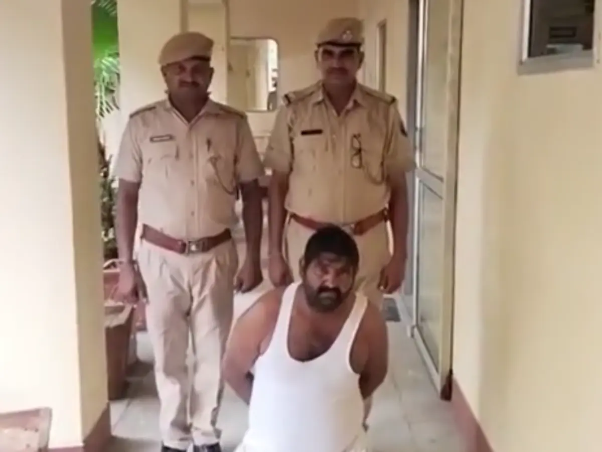 Balotra News: ऑपरेशन 'अखरोट' के तहत पुलिस की सफलता, 2 ट्रैक्टर और डंपर जब्त
