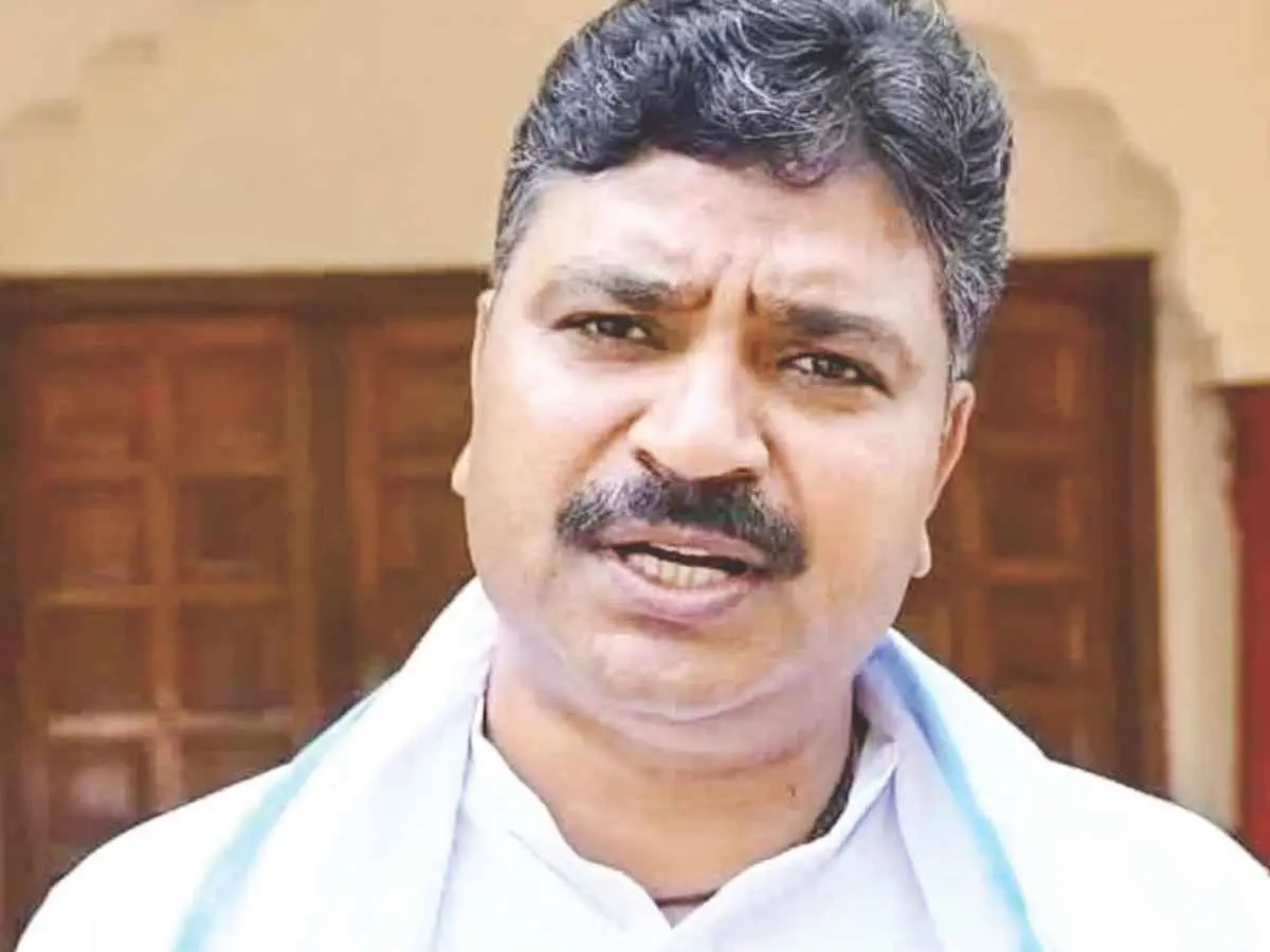 Jaipur News: भाजपा शासन पर टीकाराम जूली का हमला, बिजली ट्रांसफार्मर की मांग पर उठाए सवाल