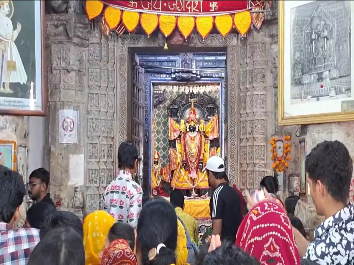 21 आकर्षक झांकियां