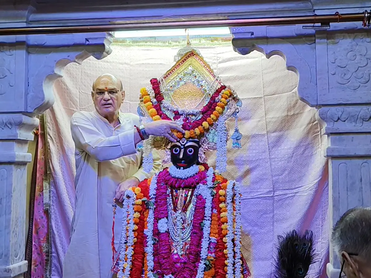 Alwar News: भगवान जगन्नाथ विवाह रथ यात्रा महोत्सव की शुरुआत, हुआ दूज पूजन, बंधे कंगन डोरे
