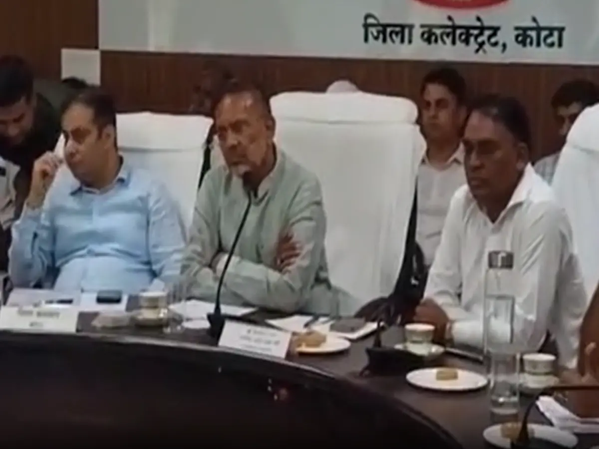 बेनीवाल के घर बिजली कटौती पर ऊर्जा मंत्री का बयान, कहा- नाराजगी नहीं, नियम कानून बेनीवाल के घर बिजली कटौती पर ऊर्जा मंत्री का बयान, कहा- नाराजगी नहीं, नियम कानून