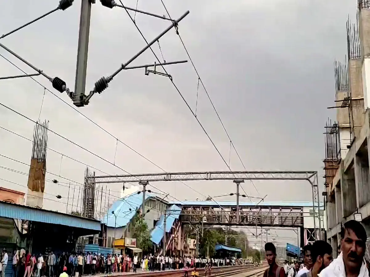 Jaipur Junction पर ट्रैफिक होगा सुगम! जाम से निजात के लिए बनेगा 3 लेन का ओवरब्रिज Jaipur Junction पर ट्रैफिक होगा सुगम! जाम से निजात के लिए बनेगा 3 लेन का ओवरब्रिज