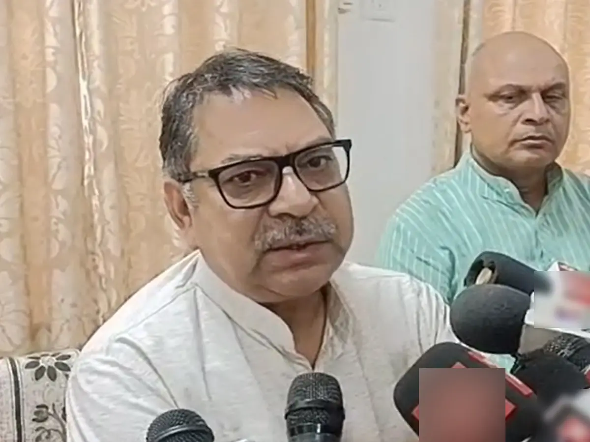 सतीश पूनिया ने ली बिहार चुनाव पर चुटकी, कहा- एक फिल्म थी 'दो लड़के, दोनों ही कड़के' सतीश पूनिया ने ली बिहार चुनाव पर चुटकी, कहा- एक फिल्म थी 'दो लड़के, दोनों ही कड़के'