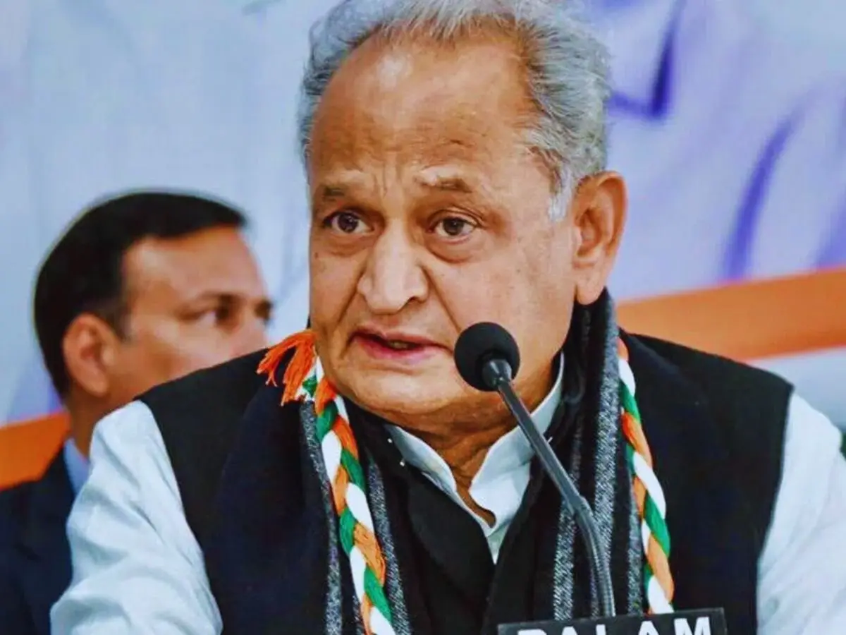 राजस्थान पंचायत चुनाव पर अशोक गहलोत का बड़ा बयान, कहा- भाजपा सरकार की ऐसी दुर्गति कि... राजस्थान पंचायत चुनाव पर अशोक गहलोत का बड़ा बयान, कहा- भाजपा सरकार की ऐसी दुर्गति कि...
