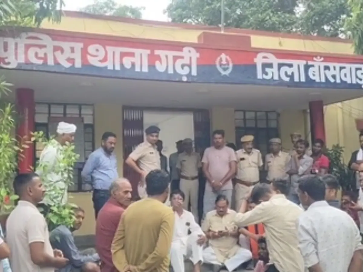 Banswara News: बजरी और भू-माफियाओं से पैसे ले रहे सीआई! बीजेपी विधायक कैलाश मीणा ने लगाया आरोप