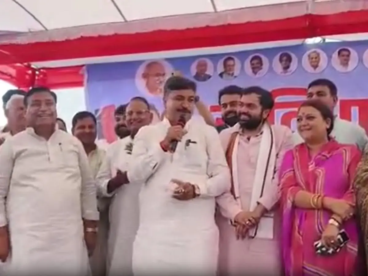 धोद में कांग्रेस द्वारा संविधान बचाओ रेली का आयोजन, गोविंद डोटासरा और टीकाराम जूली ने किया संबोधित