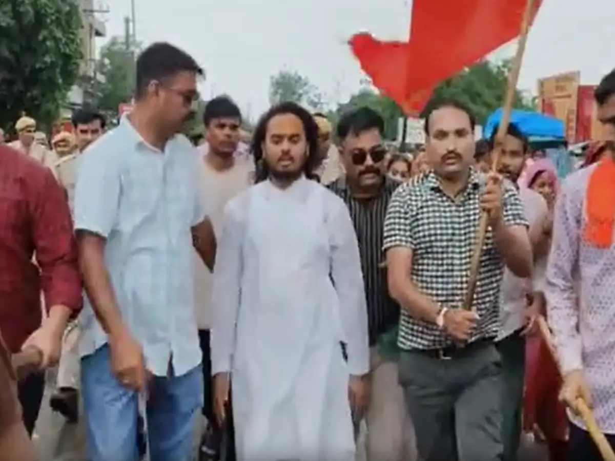 जालौर में मंदिर-मजार विवाद से गरमाया माहौल! अभय दास महाराज बनाम प्रशासन
