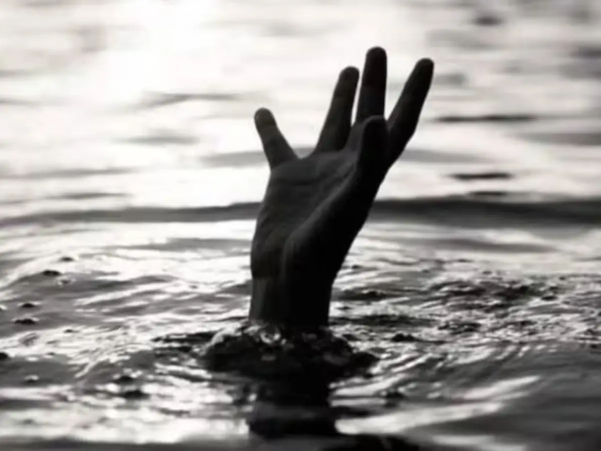Ajmer News: सीकर में बारिश के दौरान बड़ा हादसा, नाड़ी में डूबने से तीन युवतियों की मौत, एक गंभीर घायल