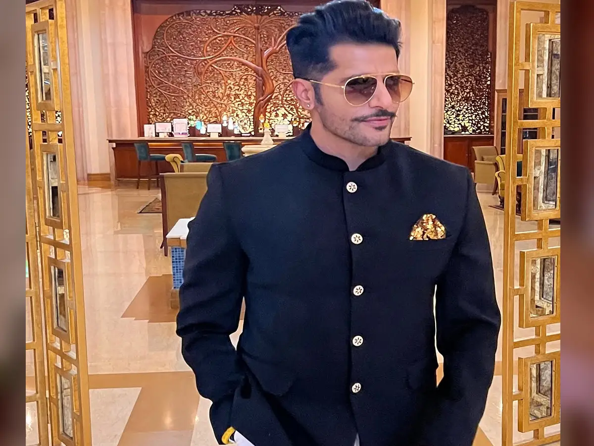 actor Karanvir bohra photos
