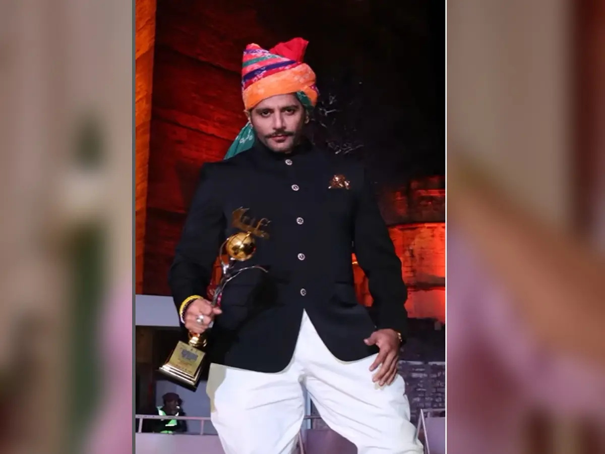 actor Karanvir bohra photos