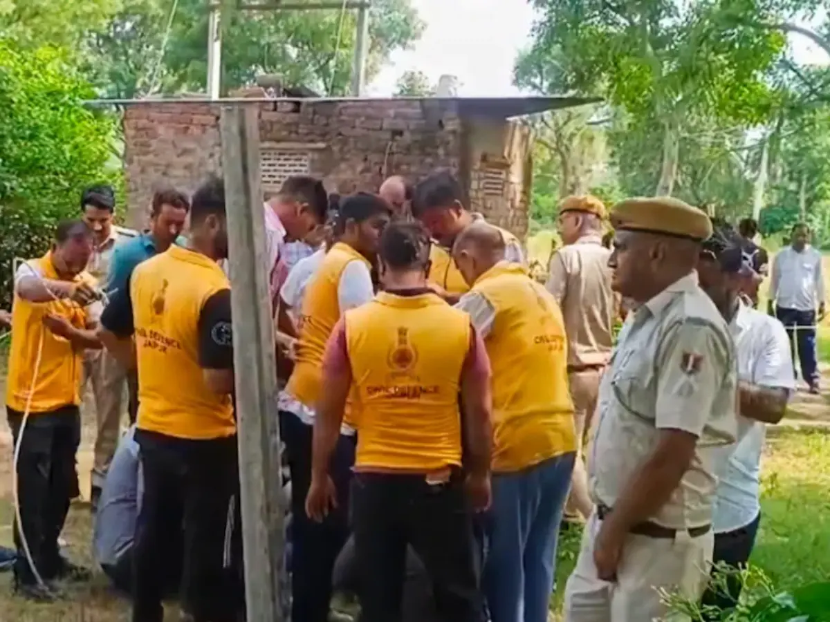 शव के ऊपर मिट्टी