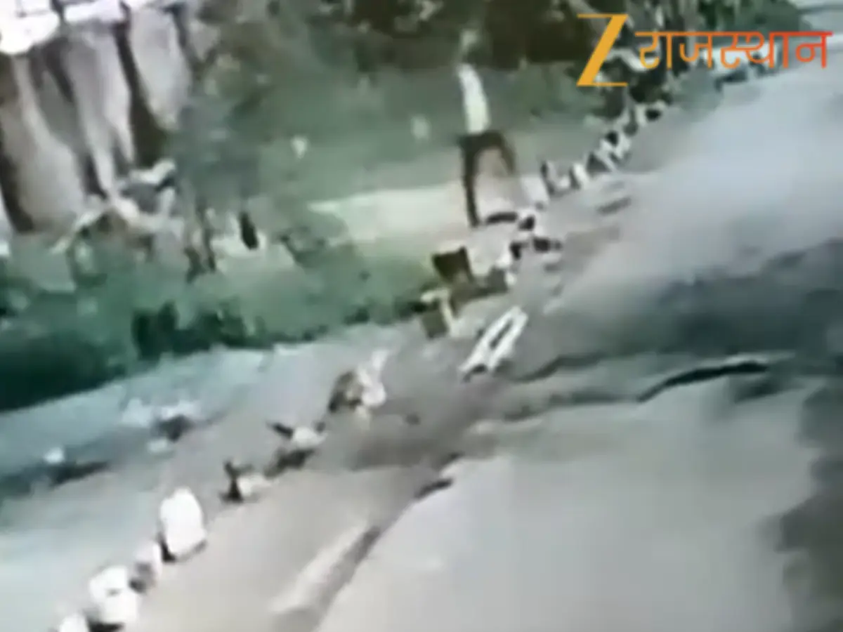 Jodhpur Video: आधी रात दीवार फांदकर गर्ल्स हॉस्टल में घुसा युवक, दूसरी मंजिल पर कर दिया बड़ा कांड, वीडियो वायरल
