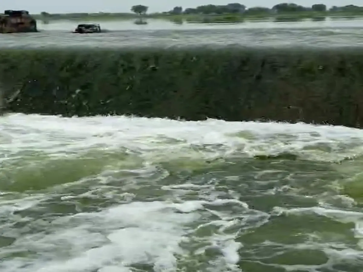 Morel dam overflowed