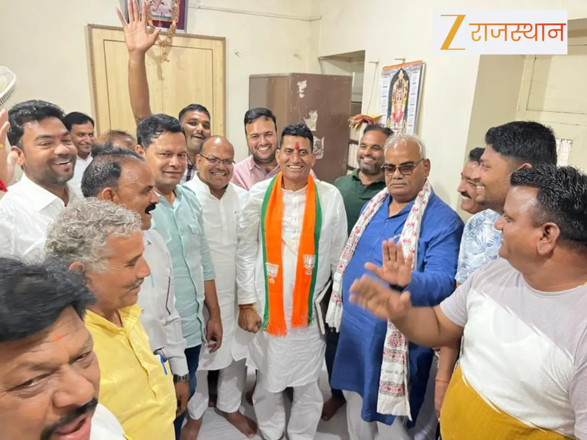 Kota News: SHO ने रिटायरमेंट के तुरंत बाद ज्वाइन की BJP, राजनीति में एंट्री के बाद बोले इंस्पेक्टर साहब- अब जनसेवा का संकल्प Kota News: SHO ने रिटायरमेंट के तुरंत बाद ज्वाइन की BJP, राजनीति में एंट्री के बाद बोले इंस्पेक्टर साहब- अब जनसेवा का संकल्प