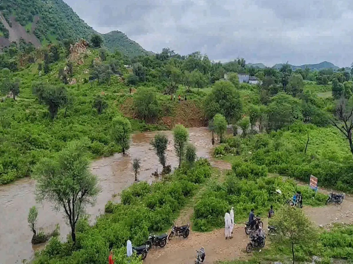 alwar beauty in rain