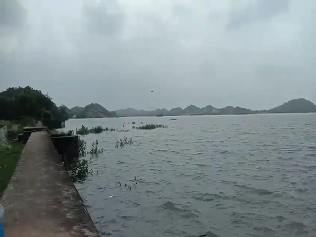 Bundi News: नदी-नाले उफान पर, मौत का पैगाम बनी बारिश! बूंदी में हाहाकार