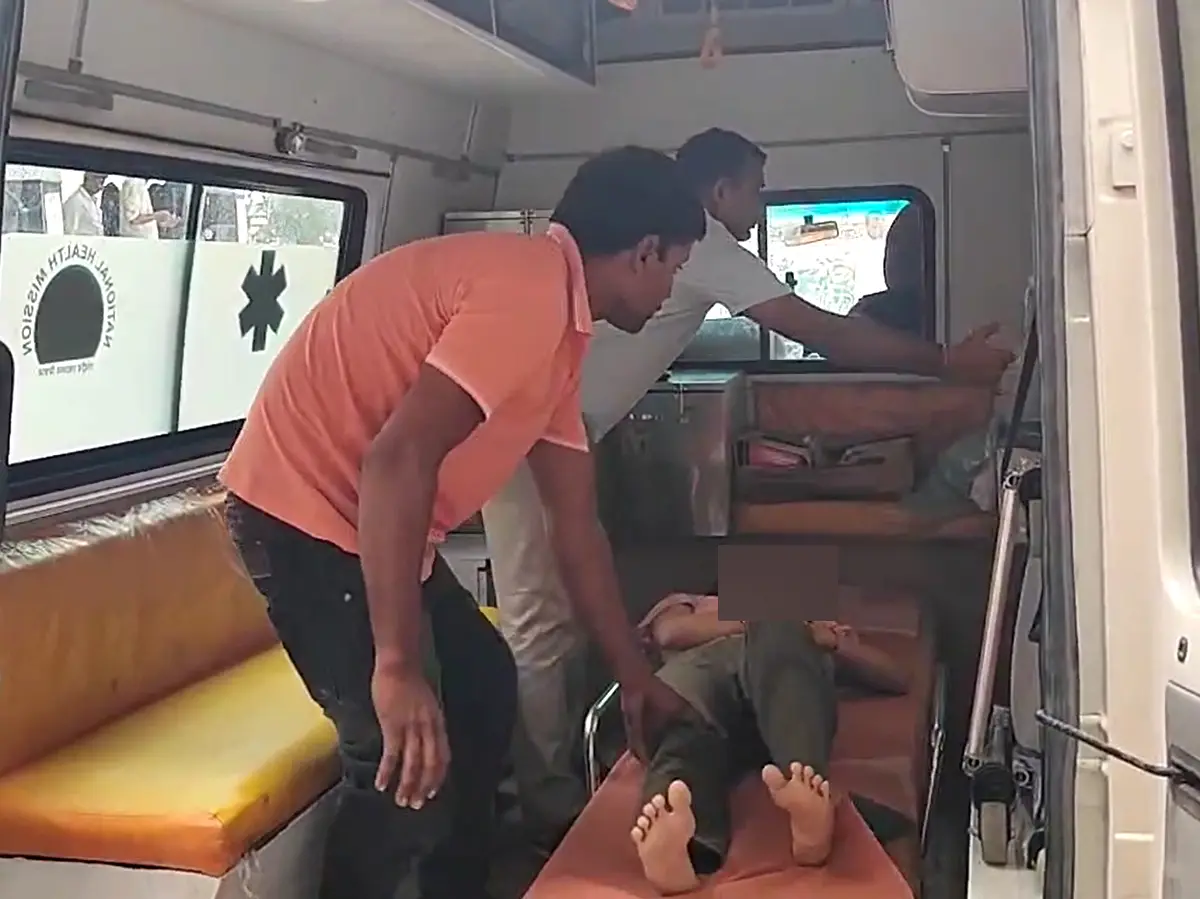 नहीं मिला न्याय तो नाबालिग लड़की ने की सुसाइड की कोशिश, बोली- 4 दिन से भटक रहे नहीं मिला न्याय तो नाबालिग लड़की ने की सुसाइड की कोशिश, बोली- 4 दिन से भटक रहे