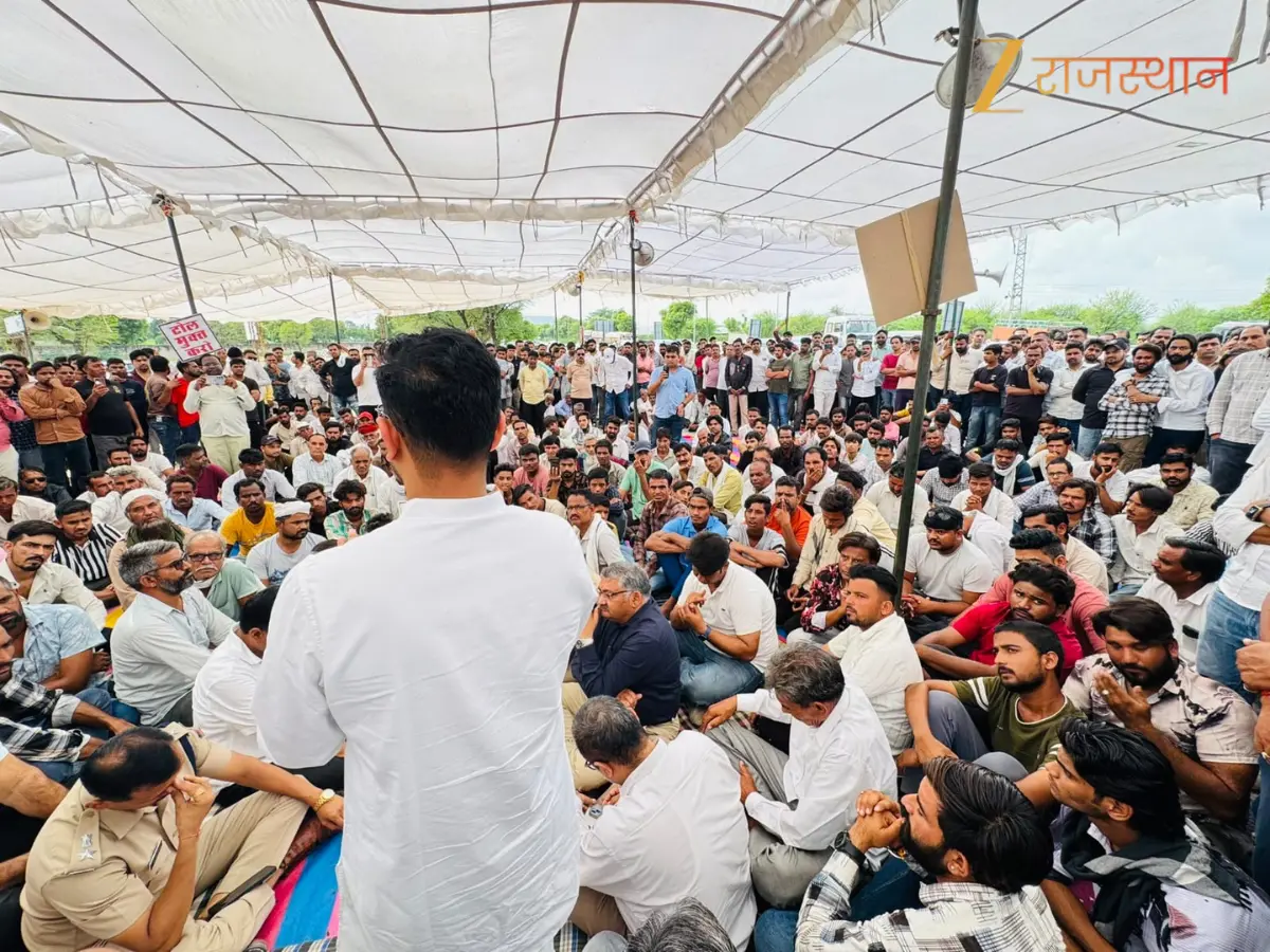 लगातार दो दिन चला प्रदर्शन