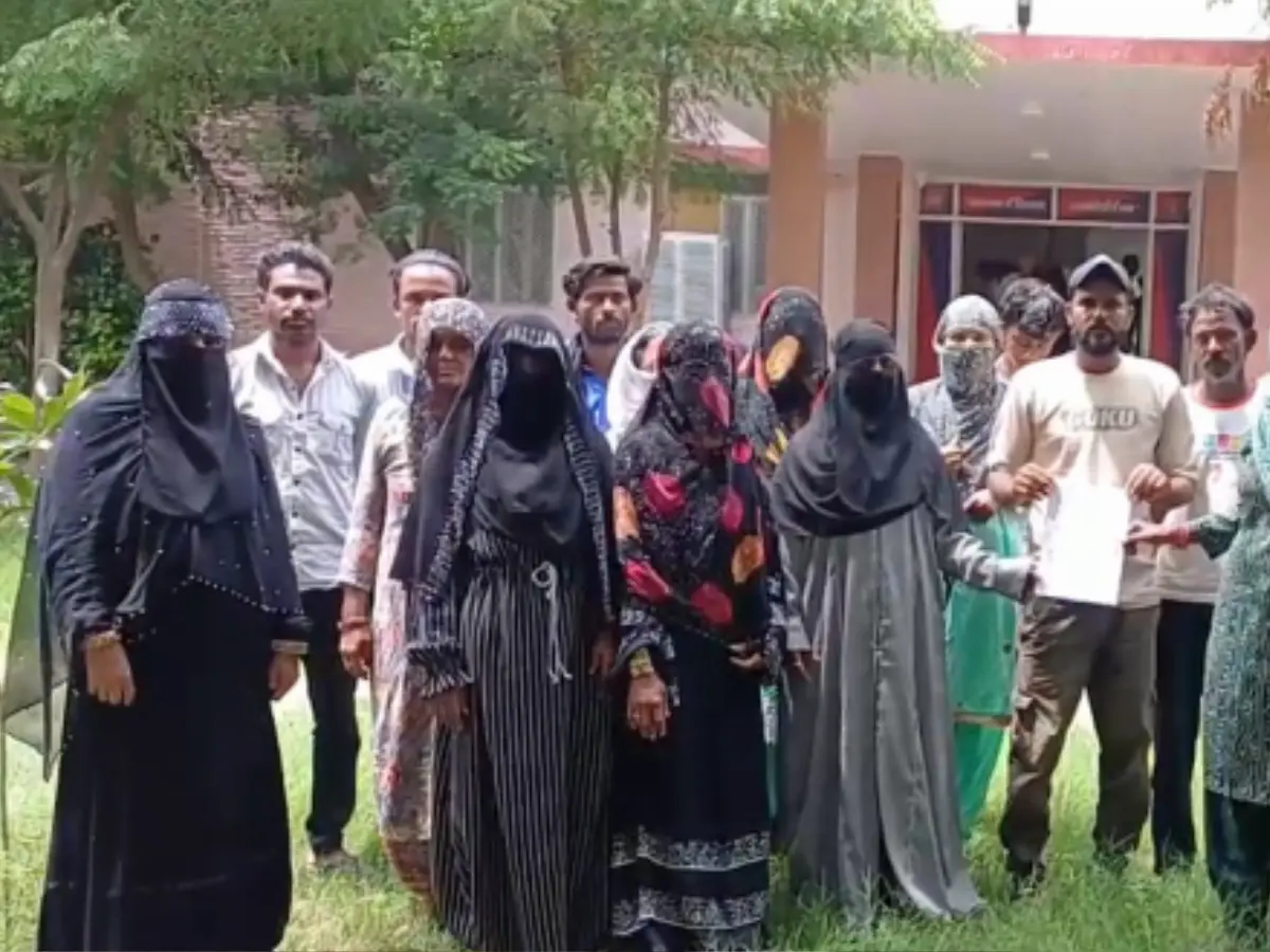 लाडनूं के मरियम मस्जिद के पास चल रहा था देह व्यापार, रोज आती-जाती थी महिलाएं लाडनूं के मरियम मस्जिद के पास चल रहा था देह व्यापार, रोज आती-जाती थी महिलाएं