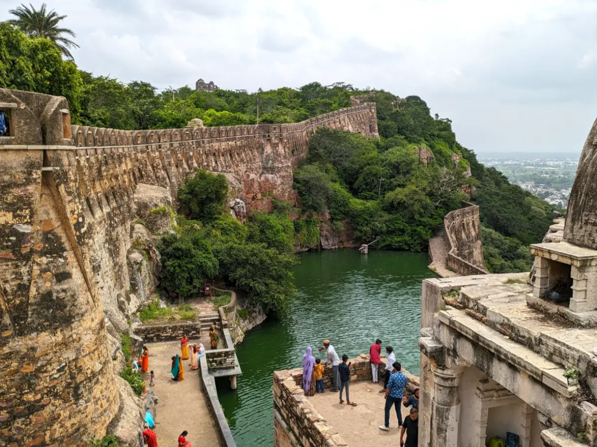 अद्वितीय परंपरा