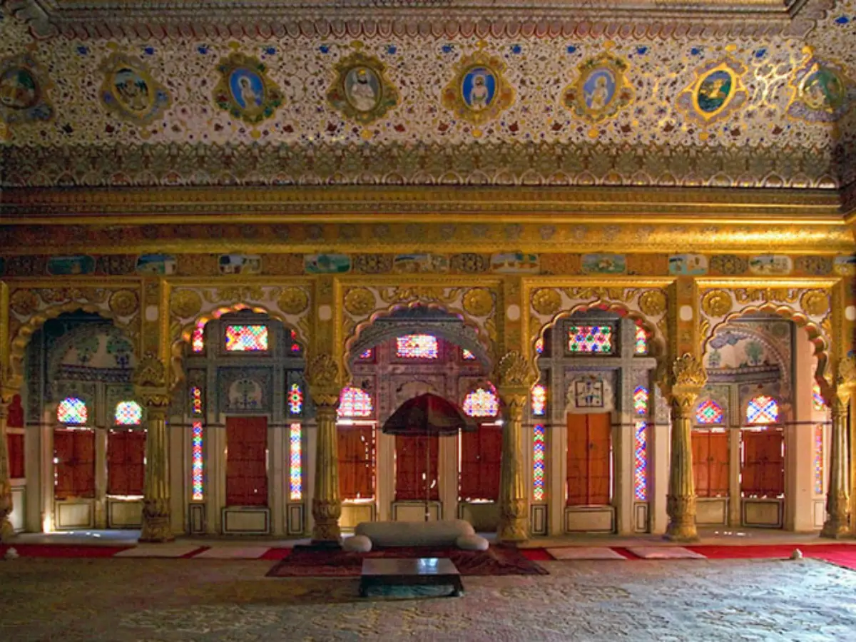 Sheesh Mahal