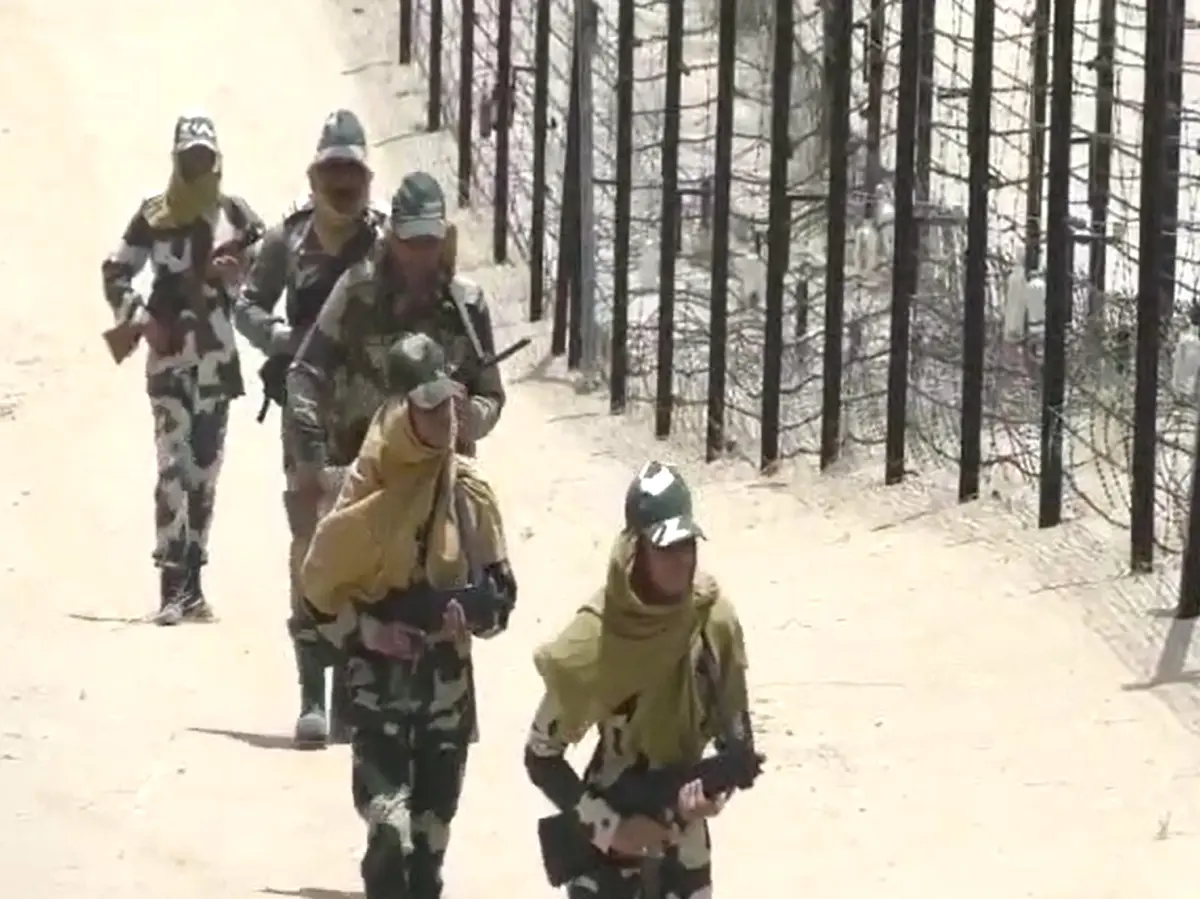 Jaisalmer News: स्वतंत्रता दिवस को लेकर 11 से 17 अगस्त तक चलेगा ऑपरेशन अलर्ट, रहेगी अतिरिक्त सुरक्षा Jaisalmer News: स्वतंत्रता दिवस को लेकर 11 से 17 अगस्त तक चलेगा ऑपरेशन अलर्ट, रहेगी अतिरिक्त सुरक्षा