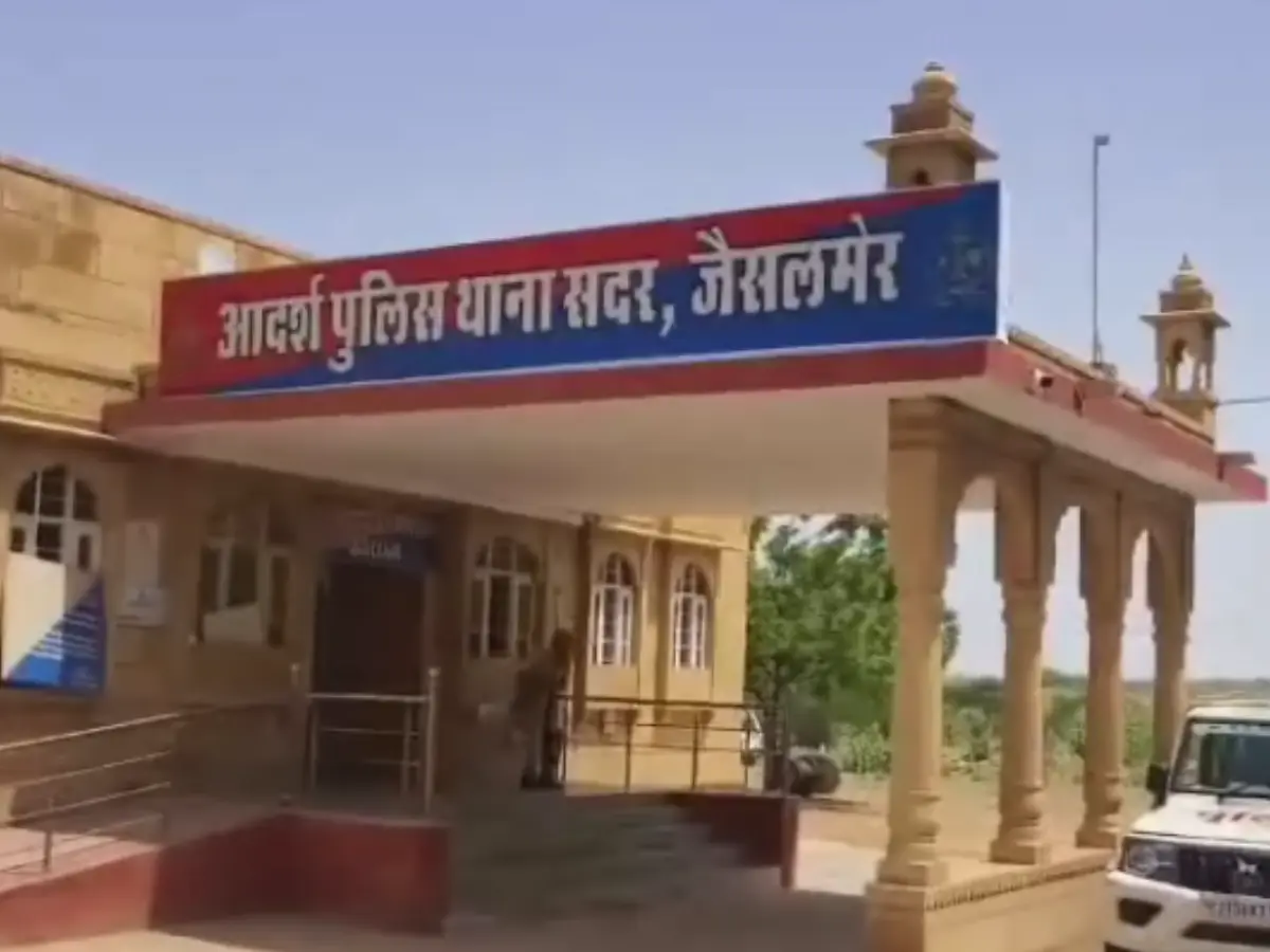 महिला पोस्टकर्मी ने कमरे में किया सुसाइड, डेढ़ साल से कर रही थी जैसलमेर