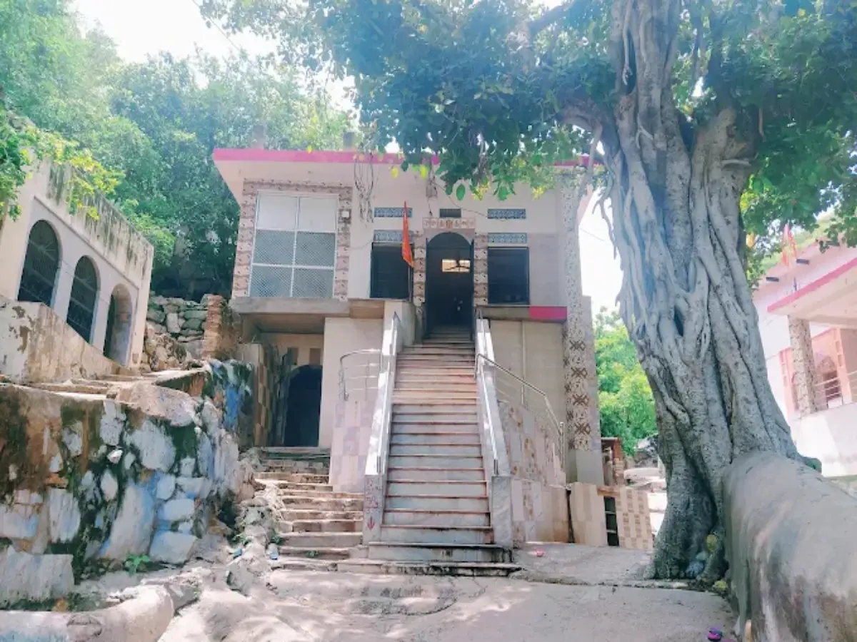 अनोखा मंदिर