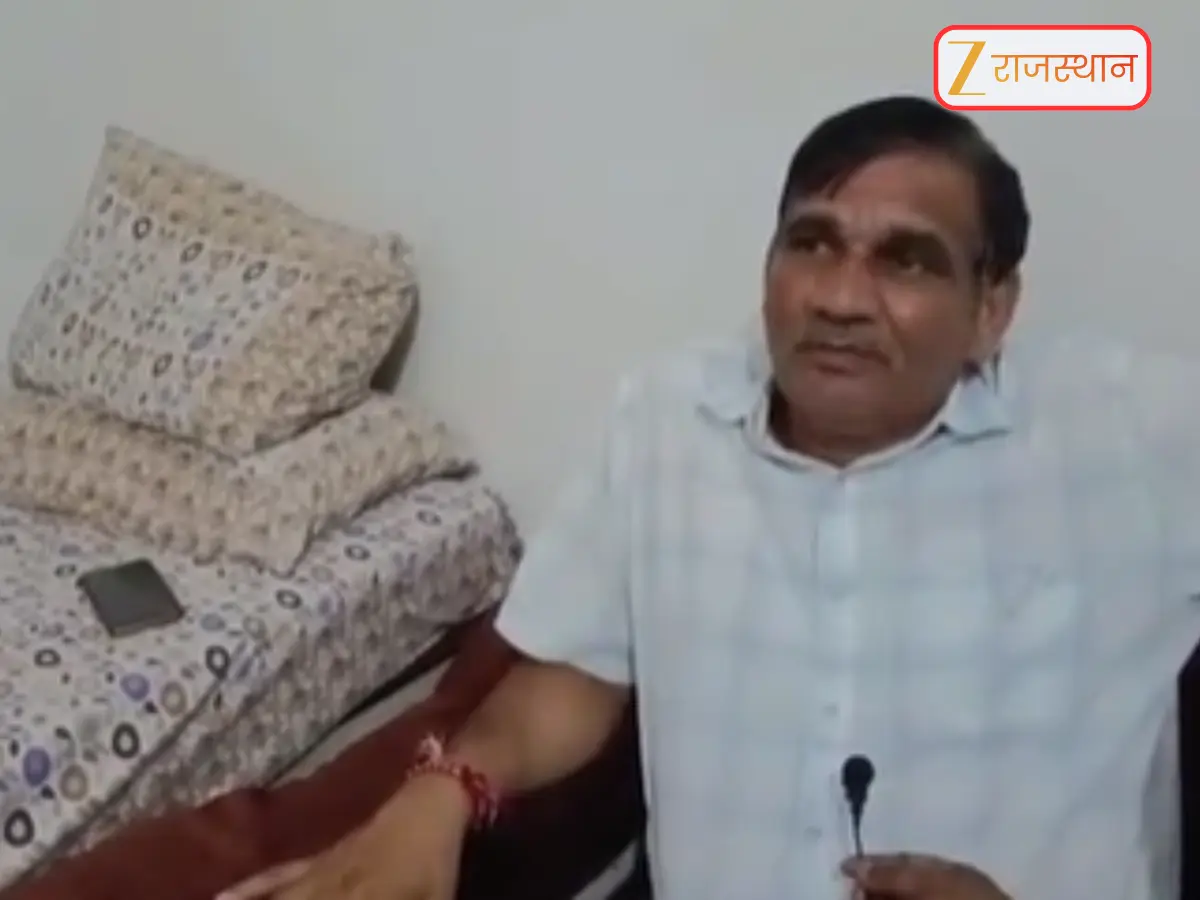 Alwar News: इंद्रावली स्कूल में बालिका की पढ़ाई के लिए प्रेरणादायक कदम , निजी खर्चे पर बच्चों की फीस जमा कराएंगे खेड़ली के प्रधानाचार्य Alwar News: इंद्रावली स्कूल में बालिका की पढ़ाई के लिए प्रेरणादायक कदम , निजी खर्चे पर बच्चों की फीस जमा कराएंगे खेड़ली के प्रधानाचार्य