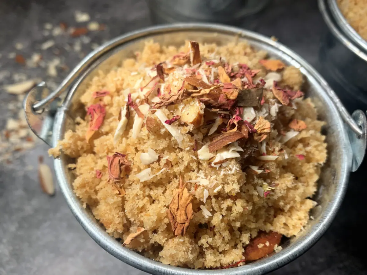 Gulab Churma