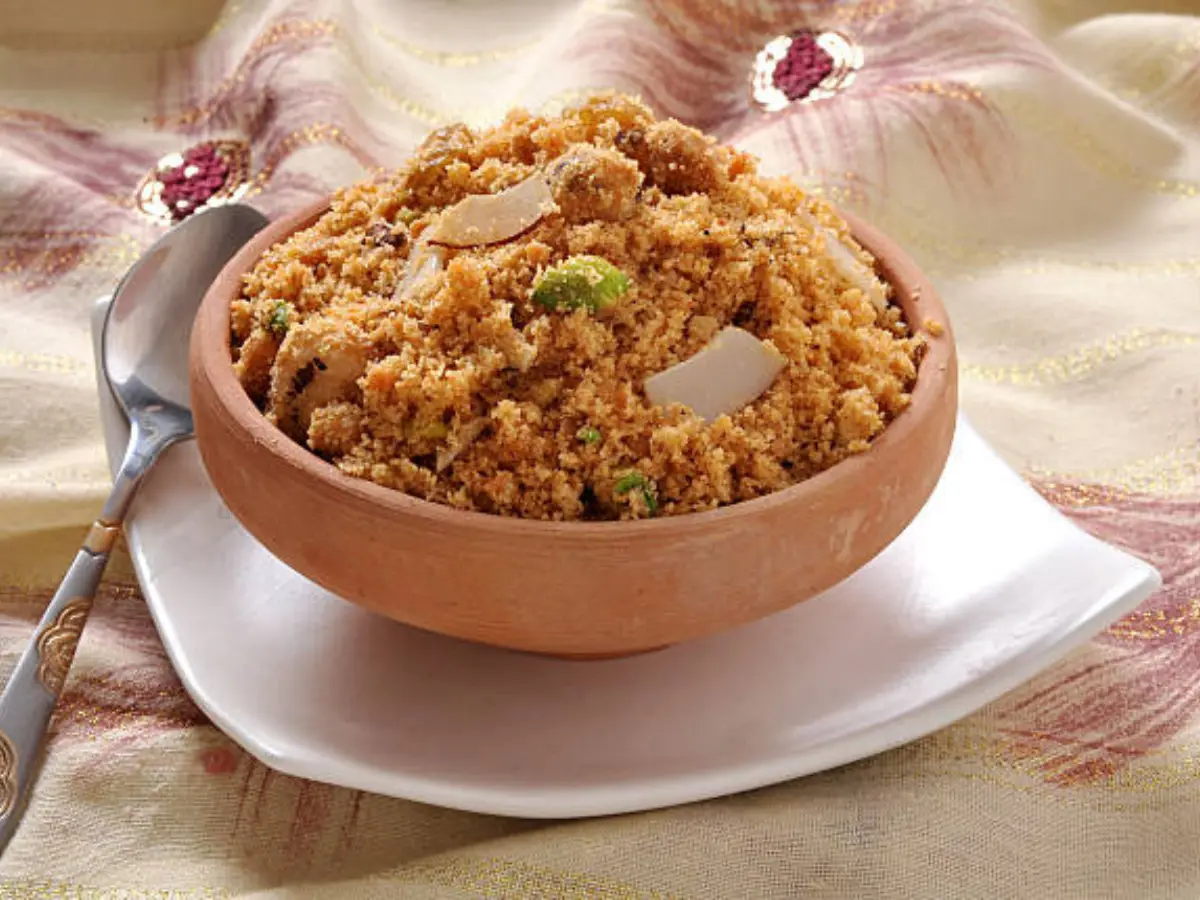 Gulab Churma