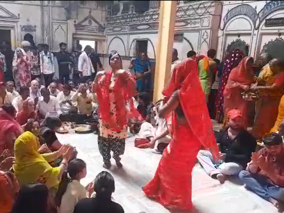 यातायात पर नियंत्रण