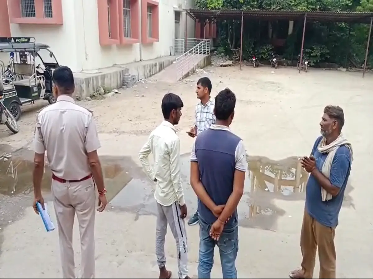 Alwar News: पिता रोजी-रोटी कमाने के लिए आया था अलवर, पर 2 घंटे में हुआ कुछ ऐसा कि...