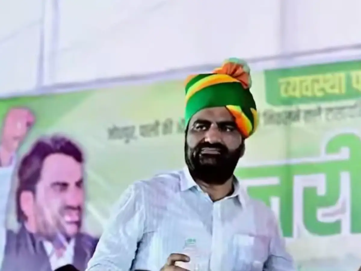 जोजरी के आंदोलन को लेकर हनुमान बेनीवाल गंभीर, बोले- नौजवान अब लड़ना चाहता है जोजरी के आंदोलन को लेकर हनुमान बेनीवाल गंभीर, बोले- नौजवान अब लड़ना चाहता है