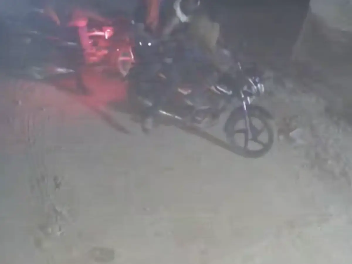राजस्थान की तीर्थ नगरी में चोरों का आतंक,15 तोला सोना,नगदी और बाइक ले उड़े बदमाश