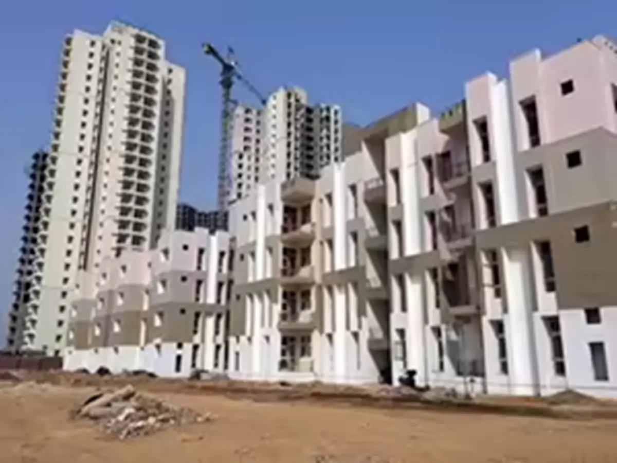 10 साल इंतजार… फिर भी घर नहीं! JDA की लापरवाही से आवास योजना बनी आमजन के लिए मुसीबत