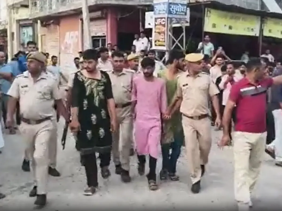15 अगस्त को फायरिंग के मामले में 3 आरोपी गिरफ्तार, कैंपर गाड़ी भी जब्त