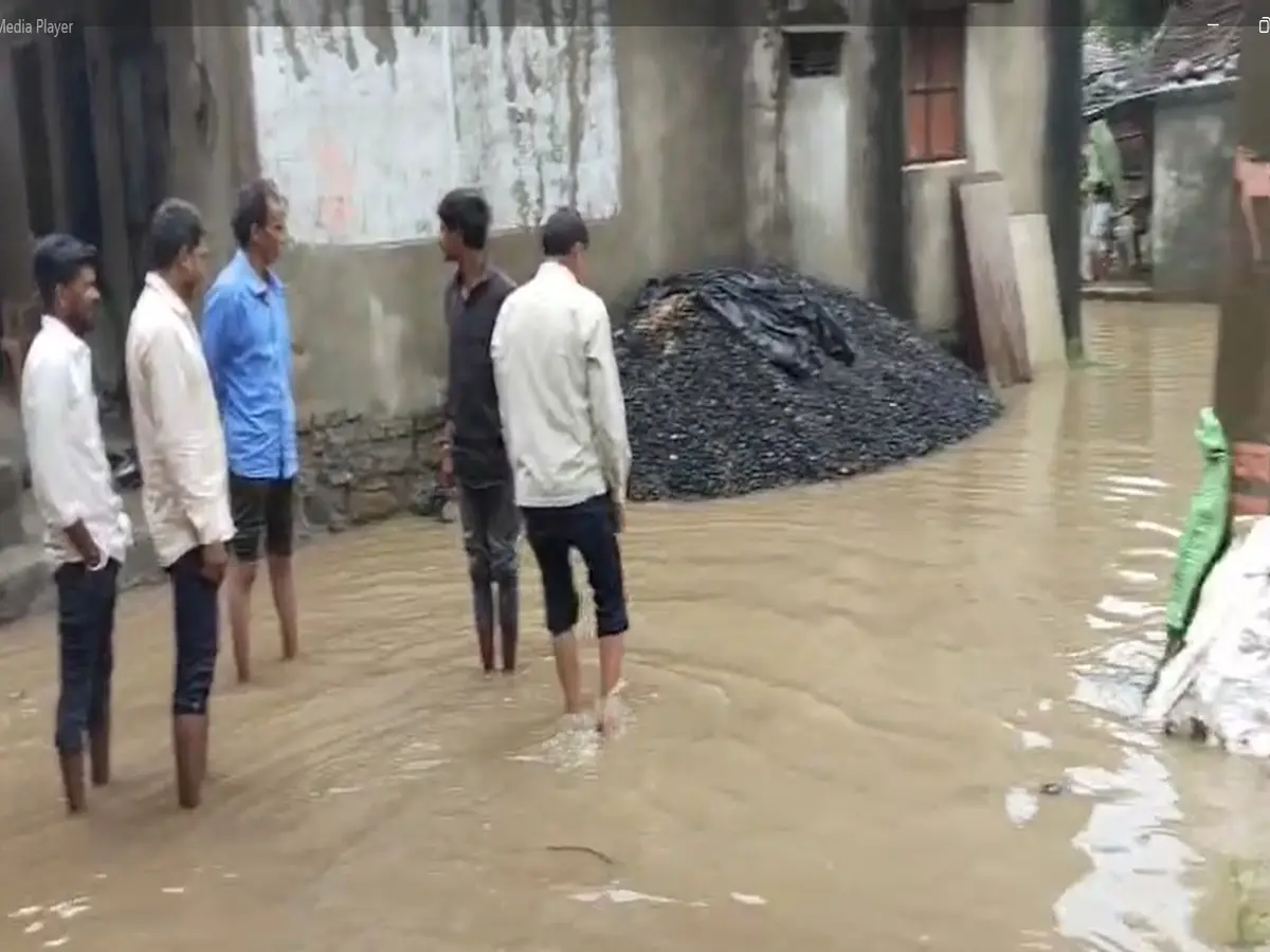pratapgarh me barish