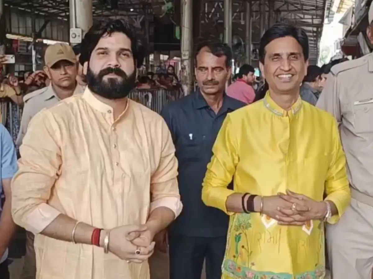 खाटू श्याम जी दरबार पहुंचे कवि कुमार विश्वास, कहा-यहां आकर अच्छा लगा