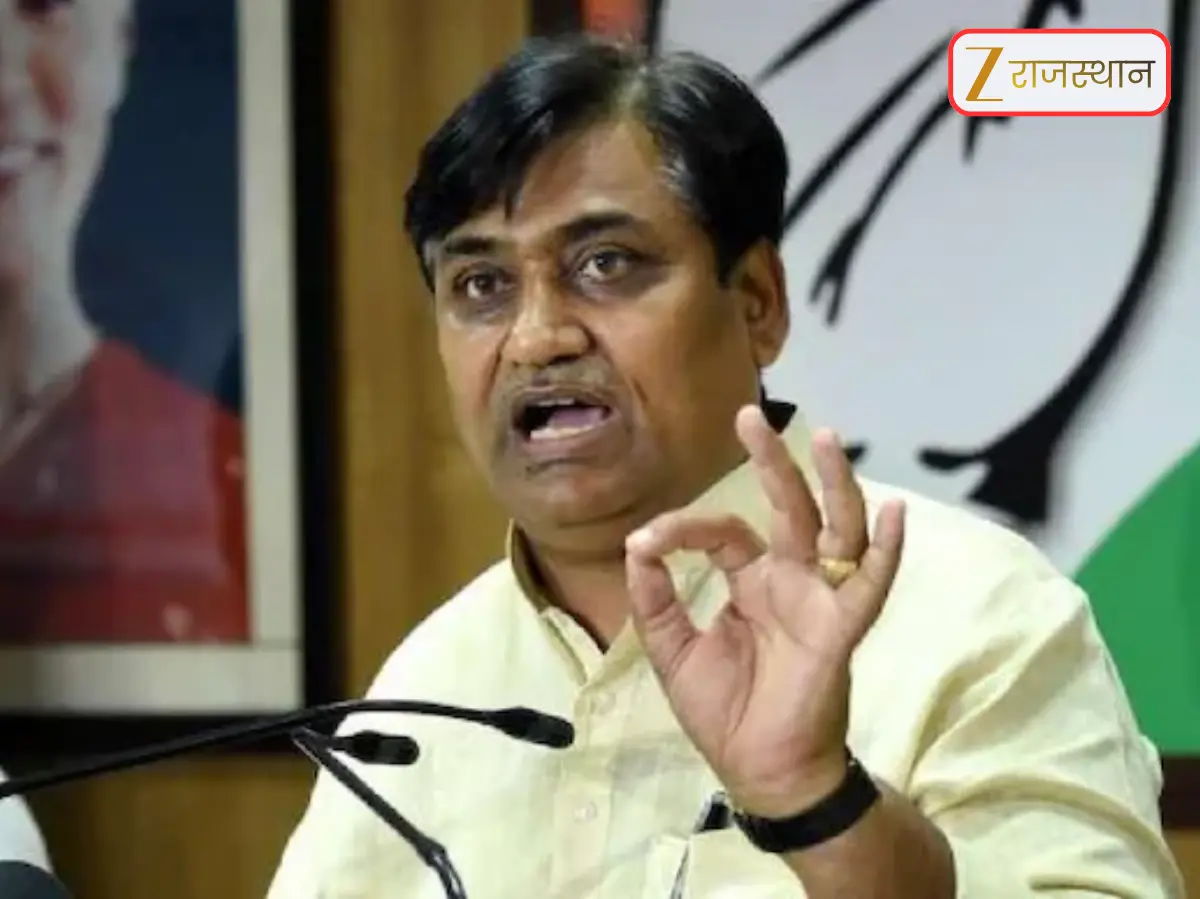 राजस्थान में स्कूल के जर्जर भवन पर डोटासरा ने भाजपा को घेरा, मदन राठौड़ को कहा "अलबेला" राजस्थान में स्कूल के जर्जर भवन पर डोटासरा ने भाजपा को घेरा, मदन राठौड़ को कहा "अलबेला"