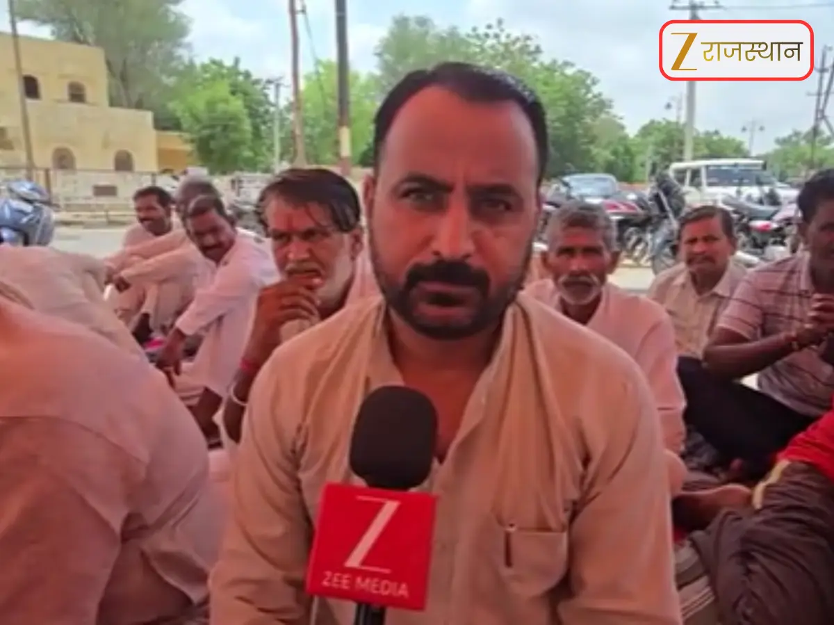 नाबालिक बच्ची के अपहरण व दुष्कर्म में लव जिहाद का आरोप, धरने पर बैठे पाकिस्तानी रिफ्यूजी नाबालिक बच्ची के अपहरण व दुष्कर्म में लव जिहाद का आरोप, धरने पर बैठे पाकिस्तानी रिफ्यूजी