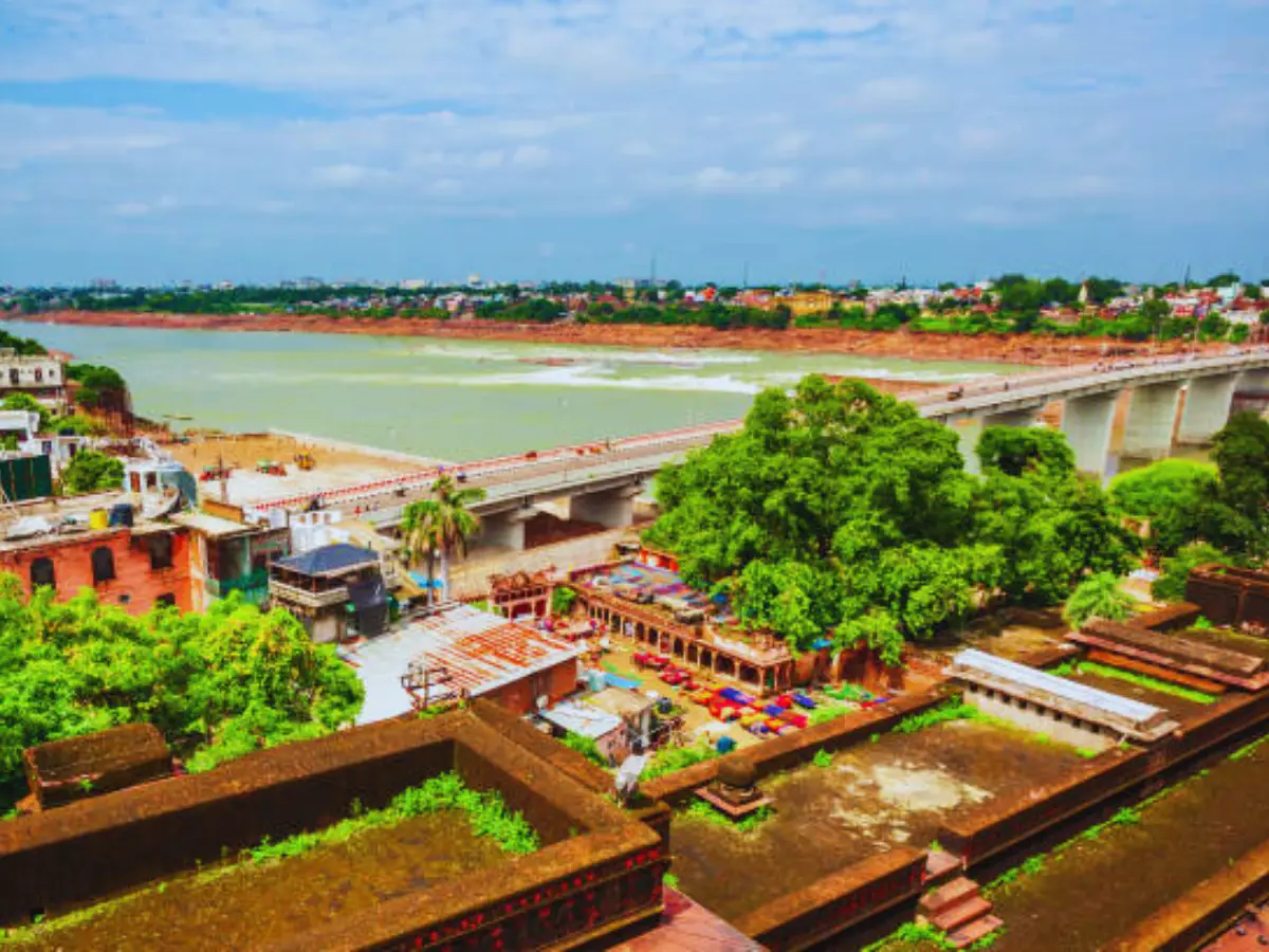 लोकप्रिय स्ट्रीट फूड